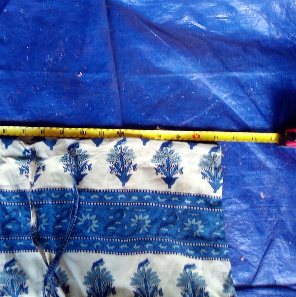 Blue Plate Floral Patterned Fabric - Picture 3 of 6